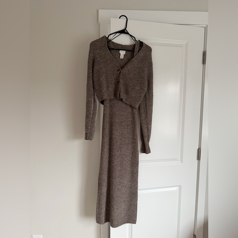 H&M Brown Knit Midi Dress with Cardigan
